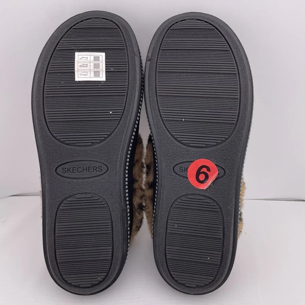 Skechers Cozy Campfire Loafer Slipper Size US 6 Black Leopard Print Women's - Picture 6 of 6